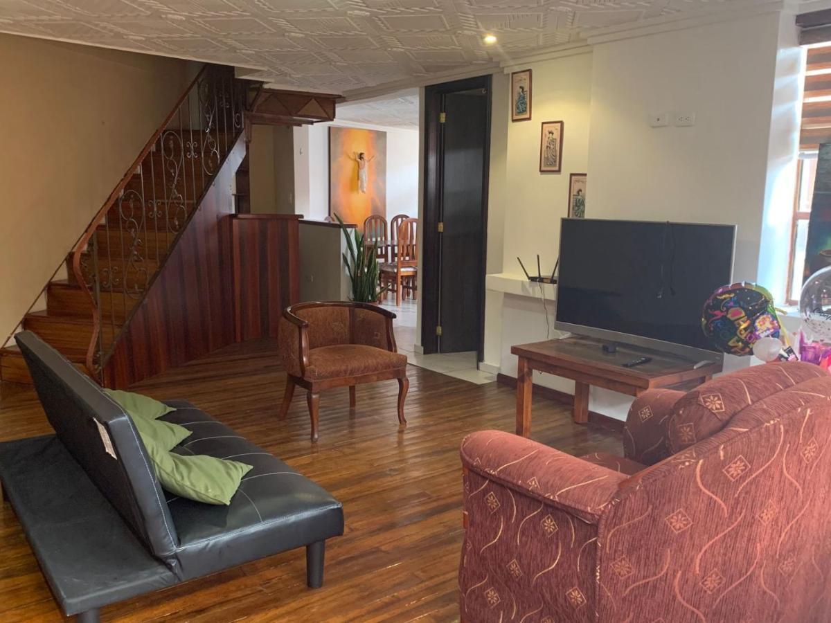Hostel Santa Canela Cuenca Eksteriør bilde