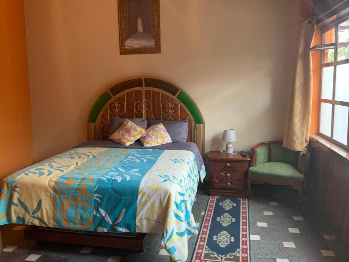 Hostel Santa Canela Cuenca Eksteriør bilde