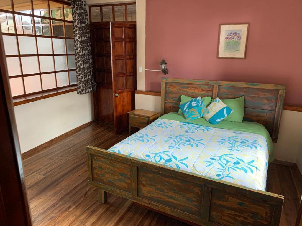 Hostel Santa Canela Cuenca Eksteriør bilde