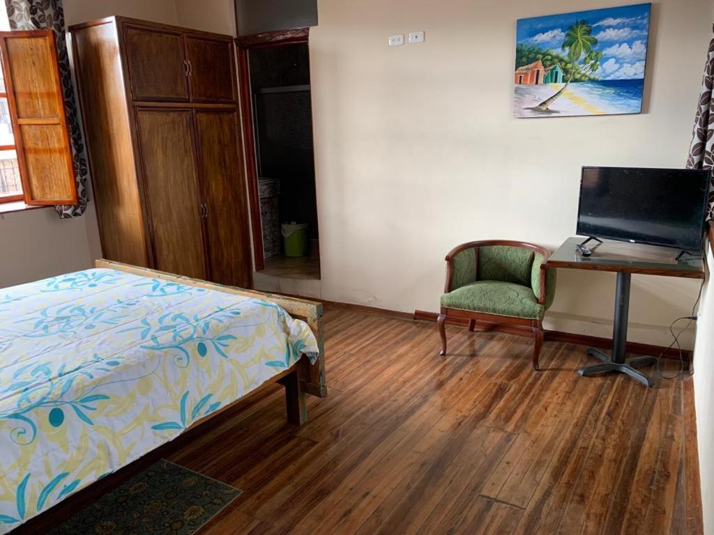 Hostel Santa Canela Cuenca Eksteriør bilde